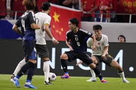国王试图撬