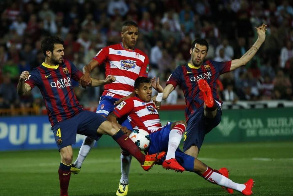 队的表现充 队的表现充