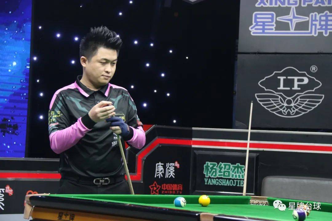 浦和红钻迅 浦和红钻迅