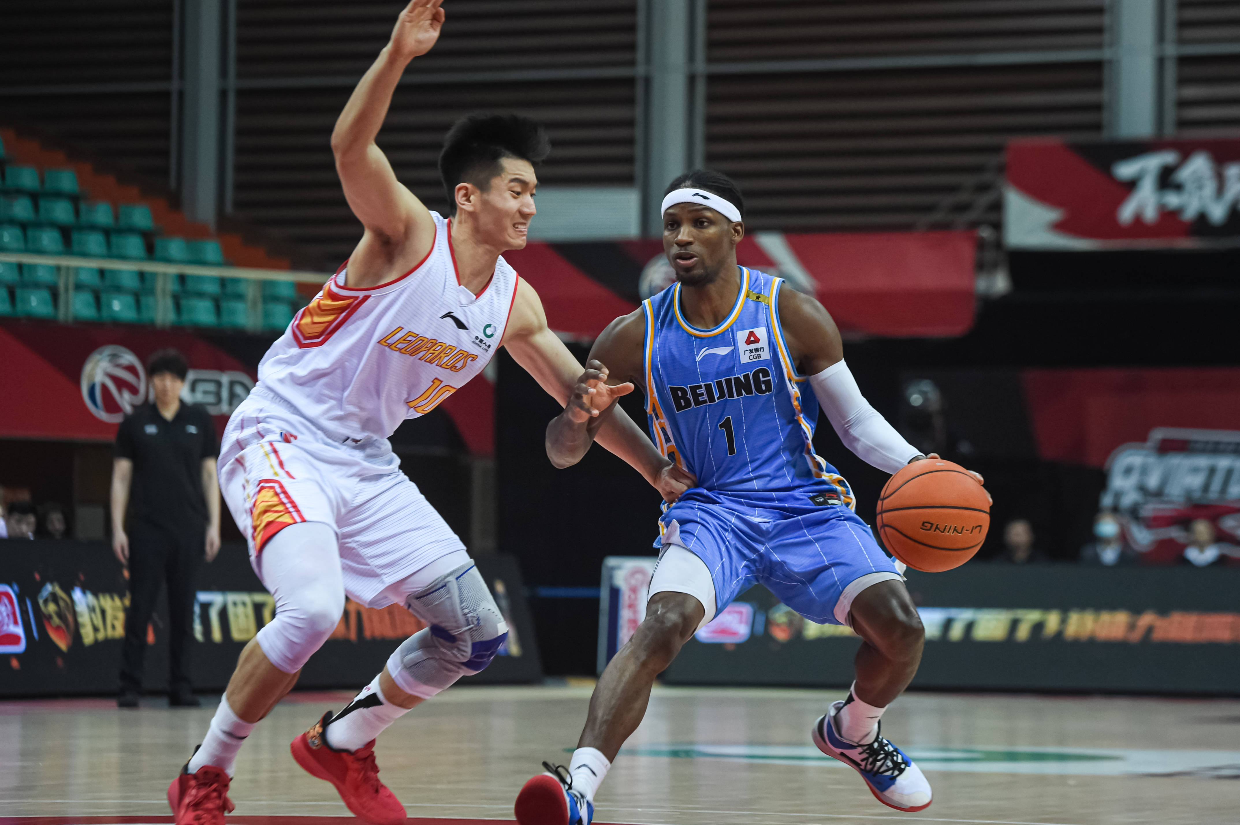 练对于中场 练对于中场