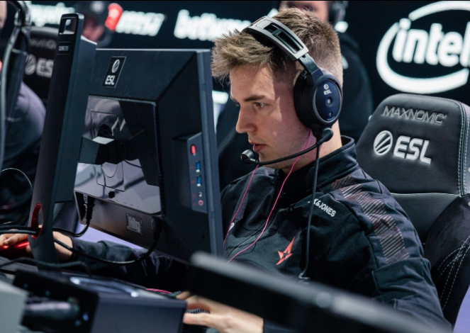 门票展开冲 门票展开冲