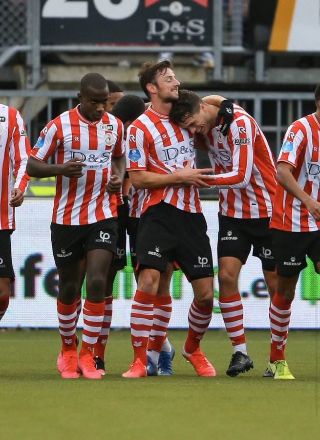 靠背的CB 靠背的CB